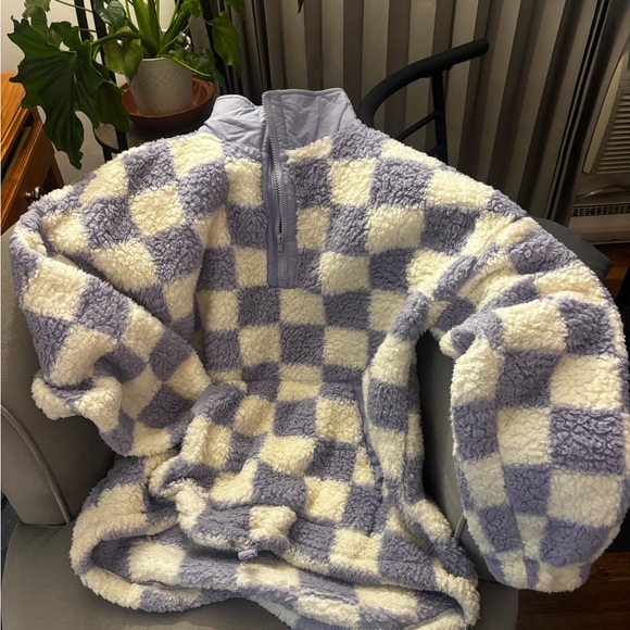 Lavender and White Fleece Jacket Half Zip - Picture 3 of 4